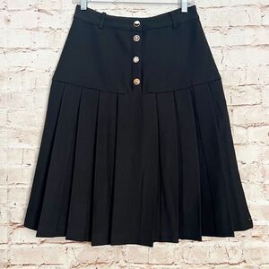 POSE pleated button skirt